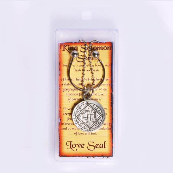 Key-holder-with-Pewter-Seal-for-Inc--Chain---Love2